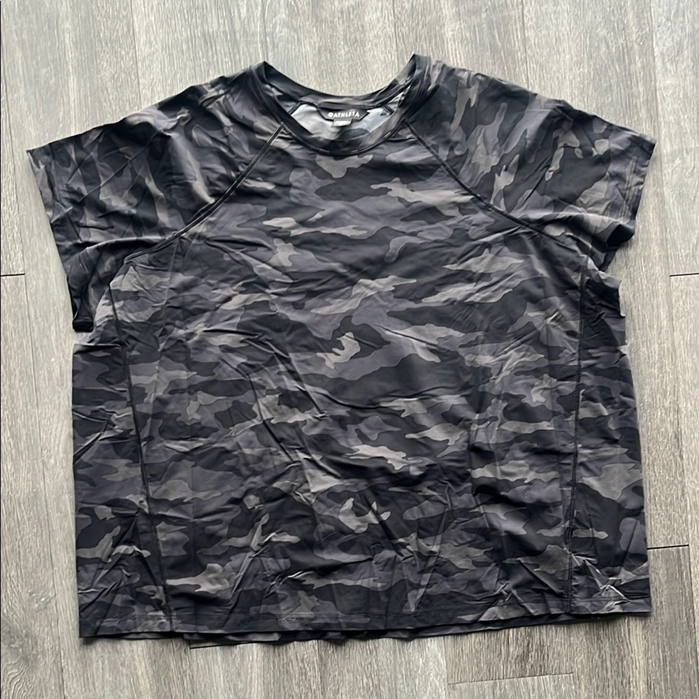 Athleta Camo Top ✧  Size 2X